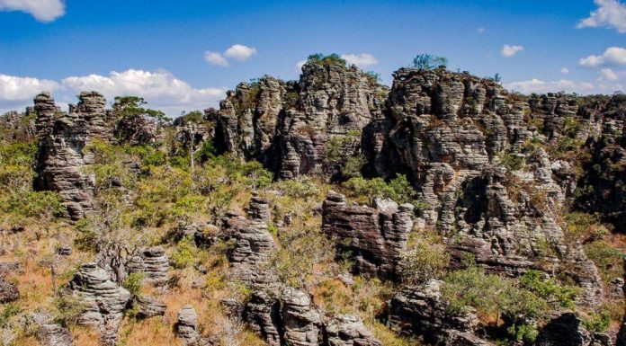 Cidade Perdida dos Pireneus: o labirinto de pedra que desafia o tempo em Goiás