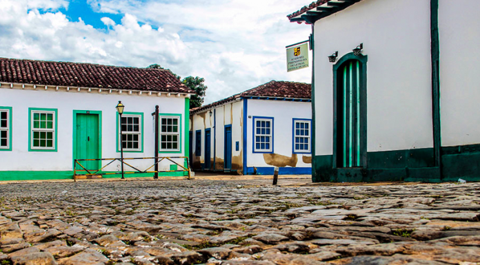 Mito ou verdade? As pedras das ruas de Pirenópolis foram colocadas por escravizados?
