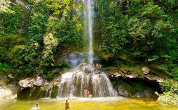 15 lugares perto de Goiânia para um bate-volta cheio de cachoeiras, história e águas termais