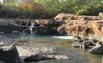 Turismo em Doverlândia: um refúgio com rios, grutas e quedas d’água em Goiás