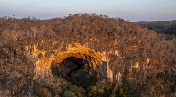 São Domingos: cavernas gigantes, cânions e natureza preservada no nordeste de Goiás
