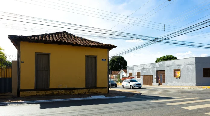 Casa centenária em Campinas guarda história anterior à fundação de Goiânia
