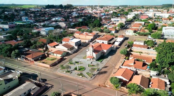Cidade em Goiás guarda cachoeiras, sítios arqueológicos e paisagens pouco exploradas
