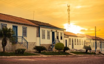 Centro Histórico de Corumbá de Goiás recebe primeira Trilha Poética com poesia, música e homenagens