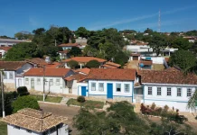 O que fazer em Corumbá de Goiás: cachoeiras, vinho e história colonial na Rota dos Pirineus